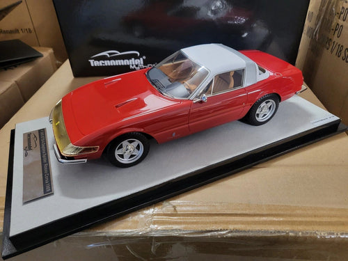 1:18 TECNOMODEL - Ferrari 365 GTB/4 Daytona Coupe Speciale Rosso Corsa 1969