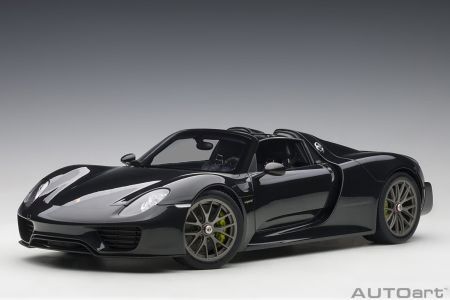 AUTOART 1:12 - Porsche 918 Spyder Weissach Package 2013 Black