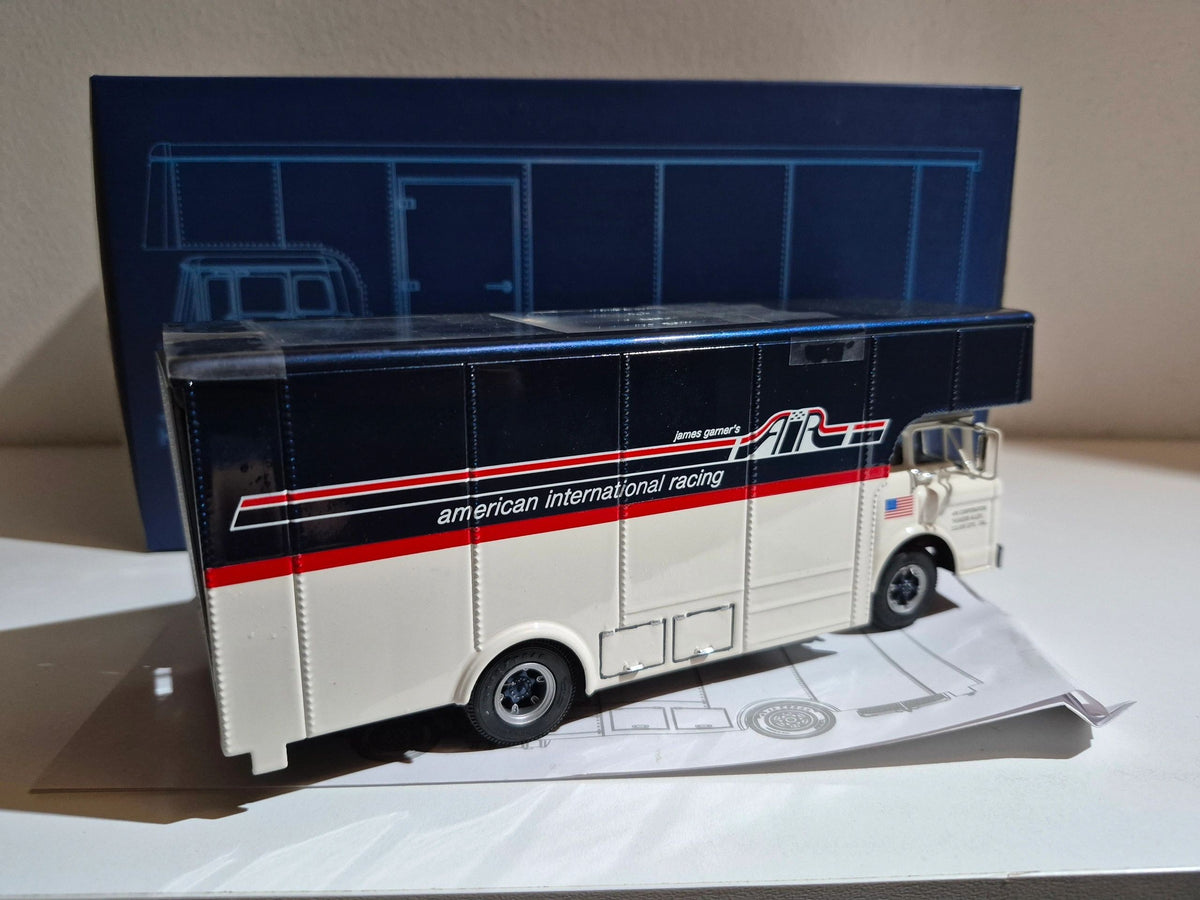 EXOTO 1:43 - Ford ETF1 Transporter Team Gartner American International Racing