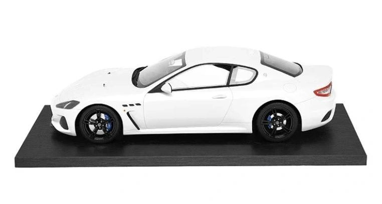 TSM x Maserati - 1:18 - Maserati GranTurismo 2017 Bianco perla Iridescente