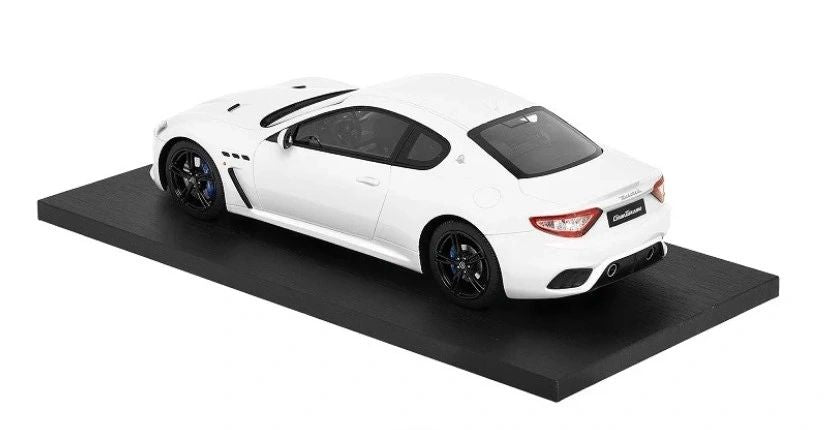 TSM x Maserati - 1:18 - Maserati GranTurismo 2017 Bianco perla Iridescente