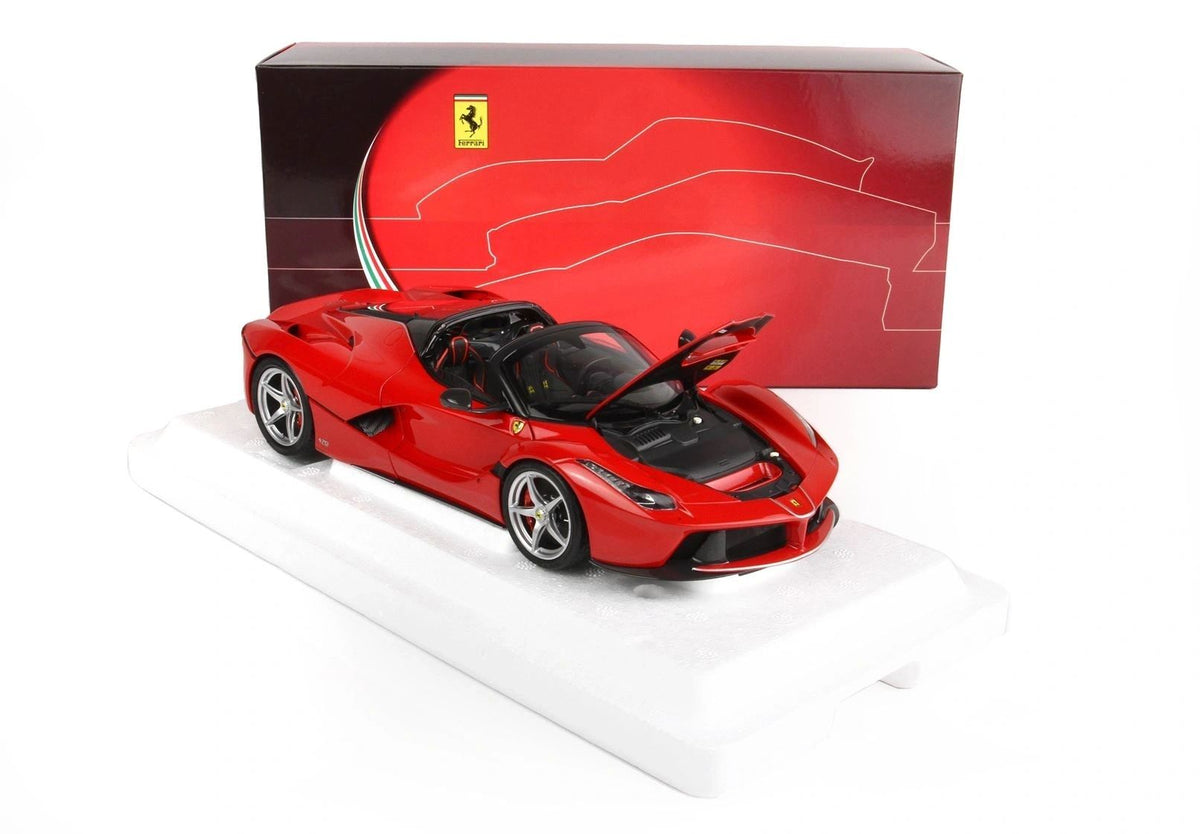 BBR - 1:18 - Ferrari LaFerrari "Aperta" Rosso Corsa 322 DIECAST FULL OPEN!