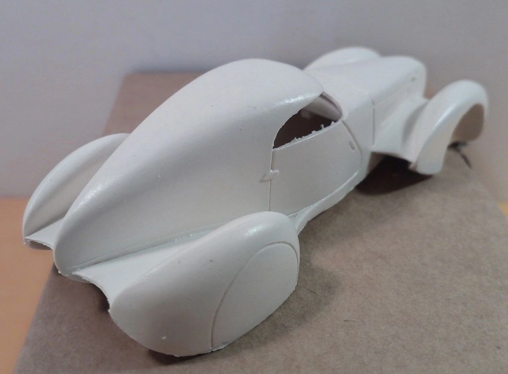 ESDO 1:43 - DB.2 Citroen concept car 1939 Resin metal kit to built