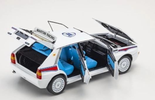 KYOSHO 1:18 - Lancia Delta HF Evoluzione Martini 6 full open