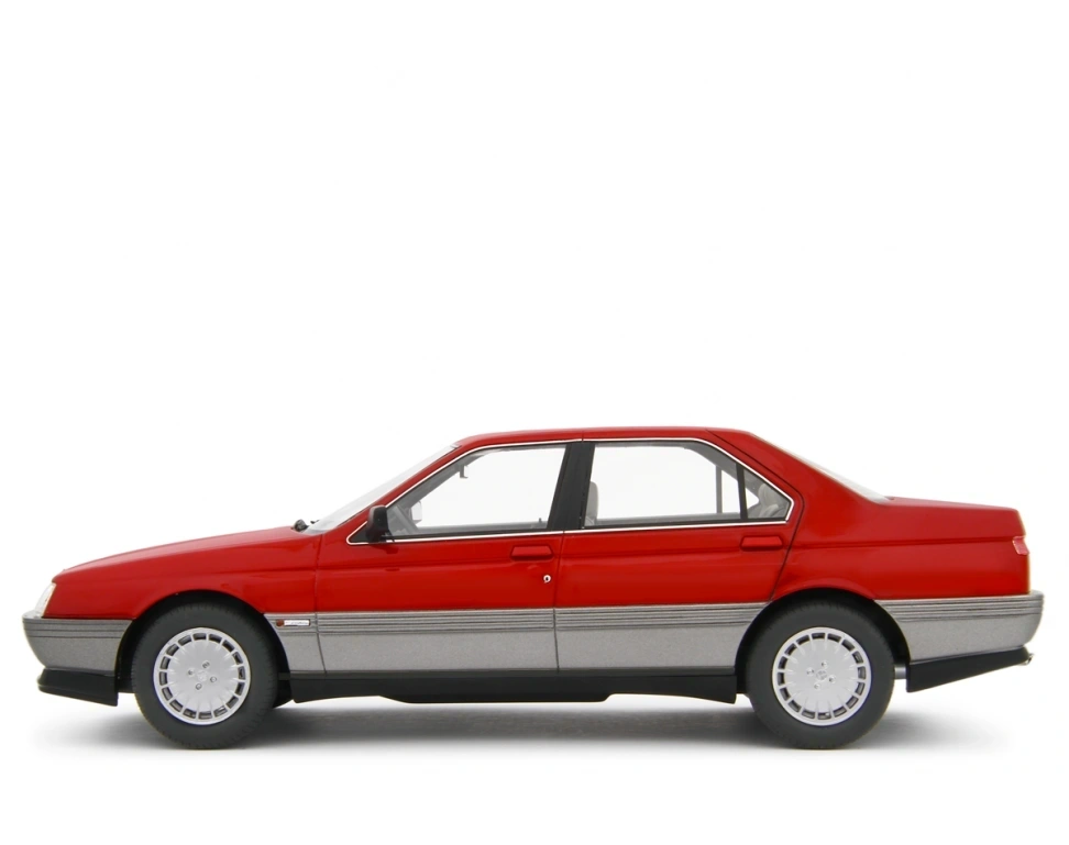 LAUDORACING - 1:18 - Alfa Romeo 164 2.0 Twin Spark 1987 Rosso