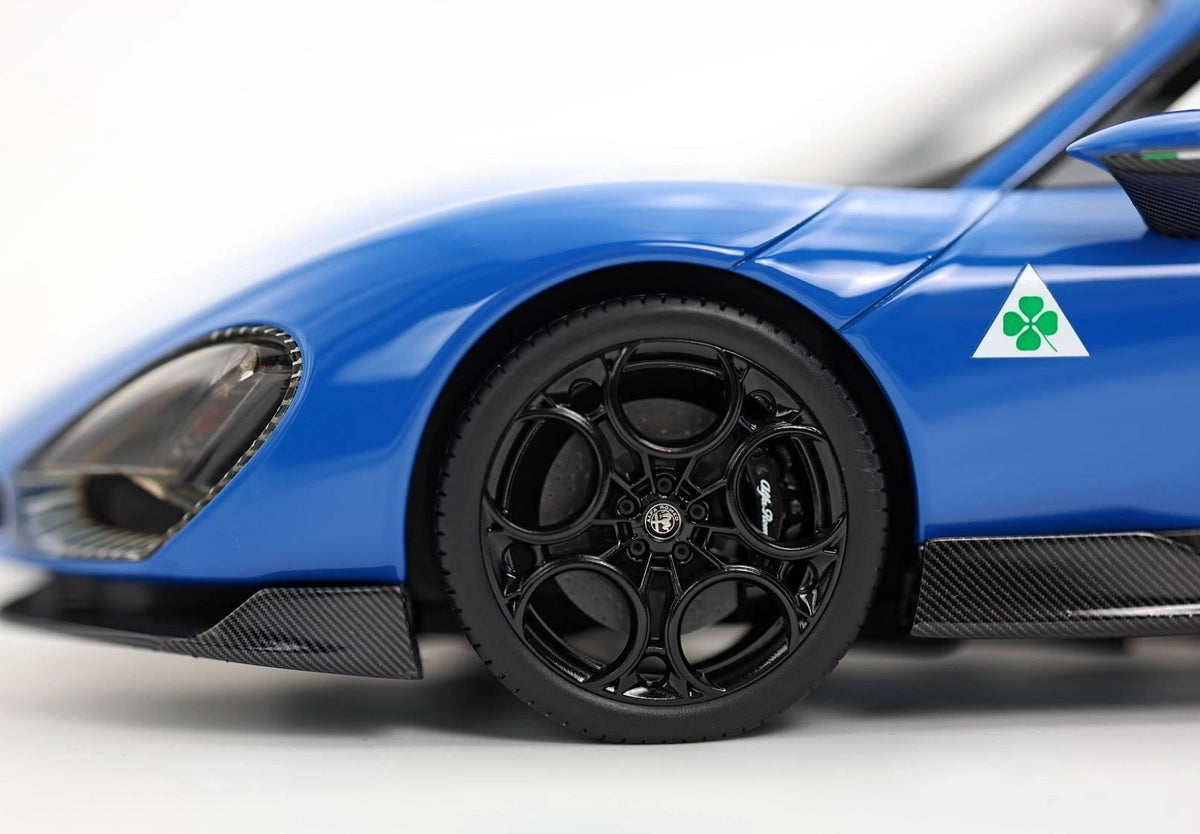 BBR 1:18 - Alfa Romeo 33 Stradale 2023 Blu Reale