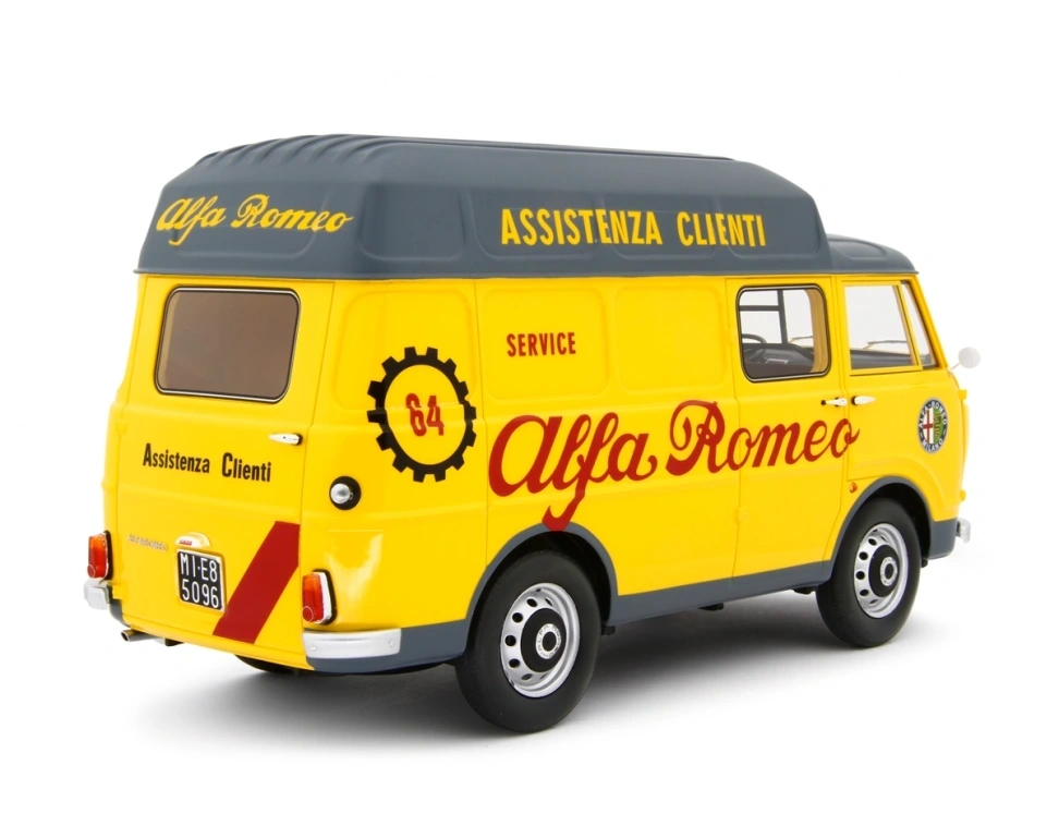 LAUDORACING 1:18 - Alfa Romeo F12 Autocarro Tetto Sopralzato Assistenza 1967