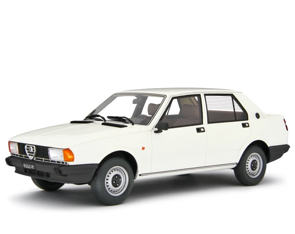 LAUDORACING 1:18 - Alfa Romeo Giulietta 1.8 Bianco
