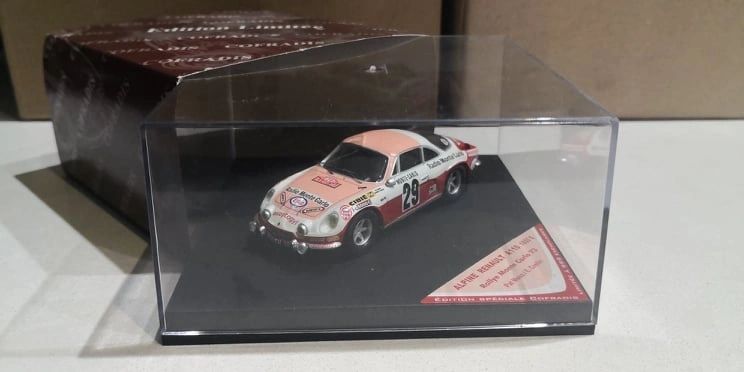 TROFEU 1:43 COF11 - Alpine Renault A110 1600S Aseptogyl Montecarlo '73 Pat Moss